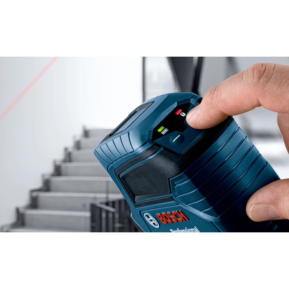 Bosch GLL55 Professional Self-Leveling Cross-Line Laser 4 Bosch GLL55 Professional Self-Leveling Cross-Line Laser - Image 4